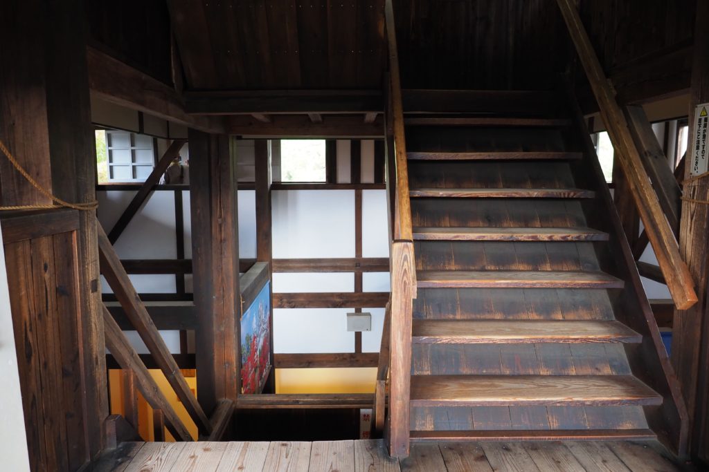 小京都、秋の郡上八幡紅葉巡り_07